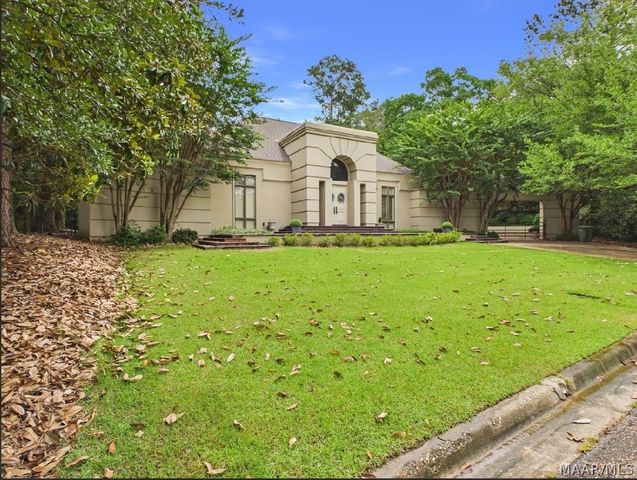 1829 Fairlee Court, Montgomery, AL 36106