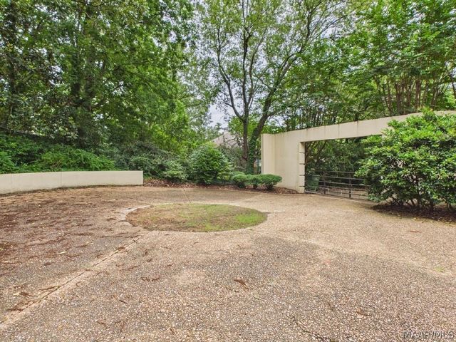 1829 Fairlee Court, Montgomery, AL 36106