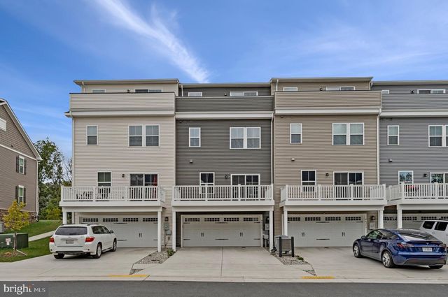 46275 MOUNT KELLOGG TER, Sterling, VA 20164