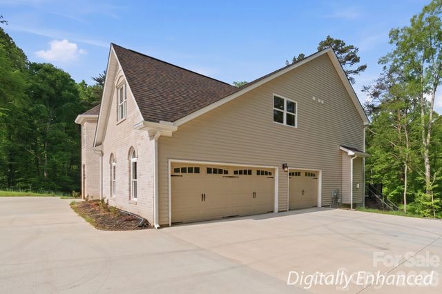 160 Tullyries Lane, Lewisville, NC 27023