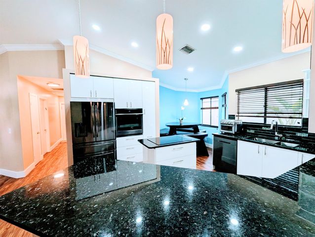 3450 NW 21st Street, Coconut Creek, FL 33066