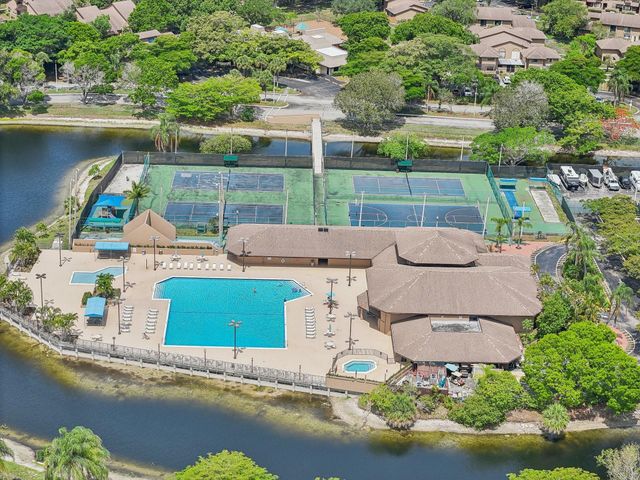3450 NW 21st Street, Coconut Creek, FL 33066
