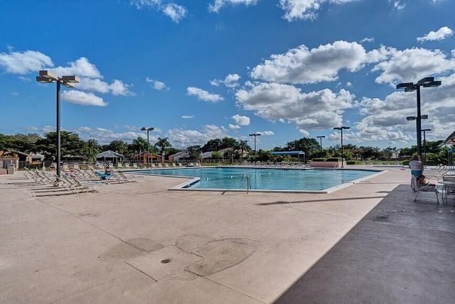 3450 NW 21st Street, Coconut Creek, FL 33066