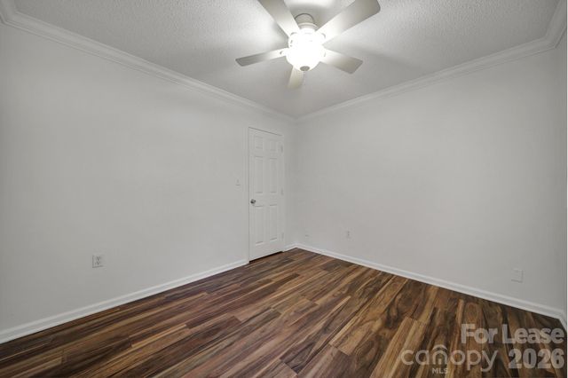 5007 Sharon Road E, Charlotte, NC 28210