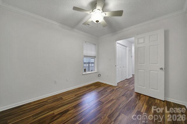 5007 Sharon Road E, Charlotte, NC 28210