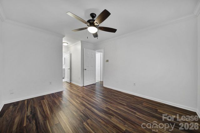 5007 Sharon Road E, Charlotte, NC 28210