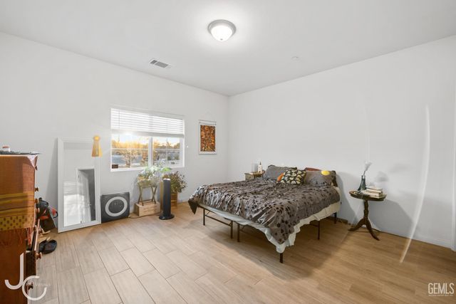 3924 Majorca Court, Bakersfield, CA 93306