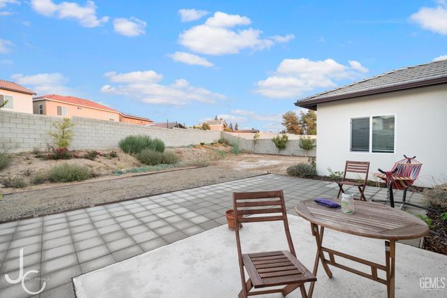 3924 Majorca Court, Bakersfield, CA 93306