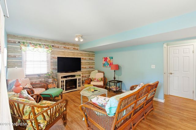 15 William Drive, Howell, NJ 07731