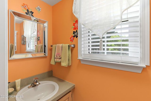 15 William Drive, Howell, NJ 07731