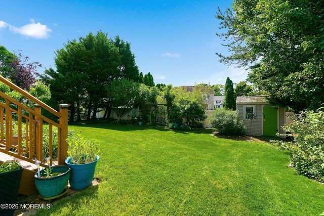 15 William Drive, Howell, NJ 07731