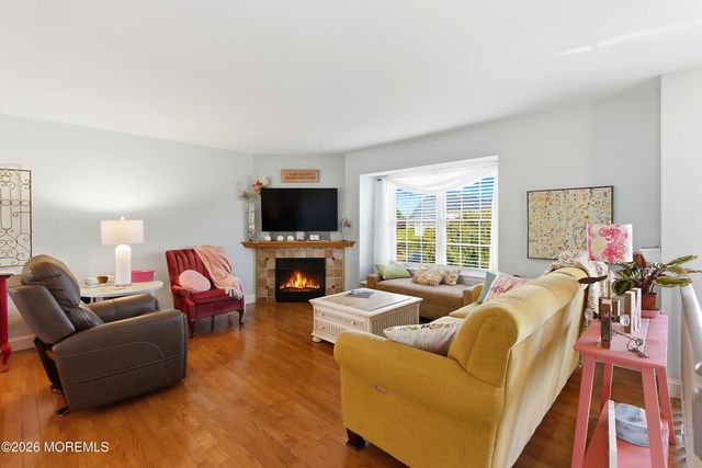 15 William Drive, Howell, NJ 07731