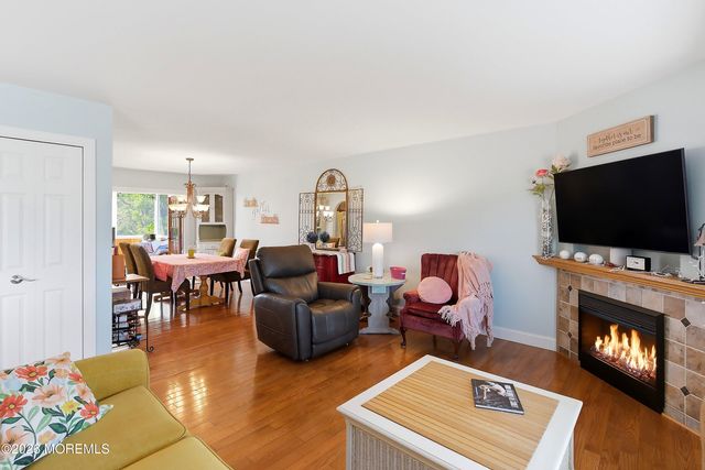 15 William Drive, Howell, NJ 07731