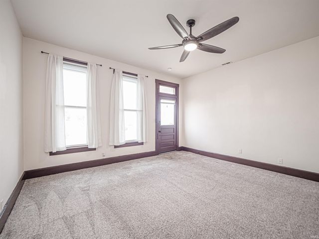 2112 W Delaware Street, Evansville, IN 47712