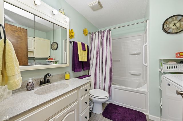 634 Teton Trail, Indianapolis, IN 46217
