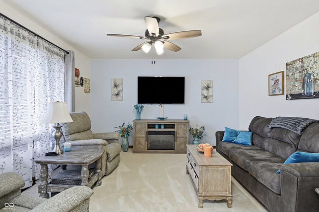 634 Teton Trail, Indianapolis, IN 46217
