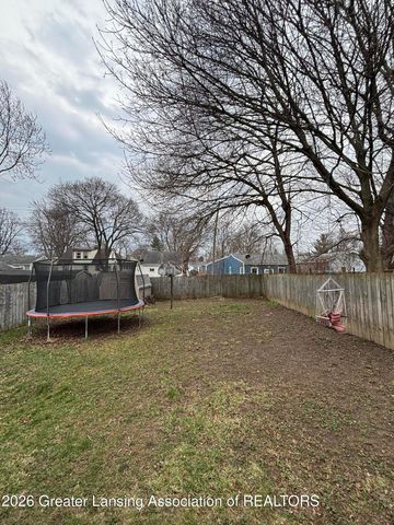 712 Glendale Avenue, Lansing, MI 48910