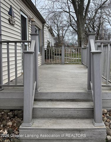 712 Glendale Avenue, Lansing, MI 48910