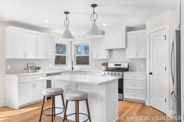 11923 Everett Avenue, Allendale, MI 49401