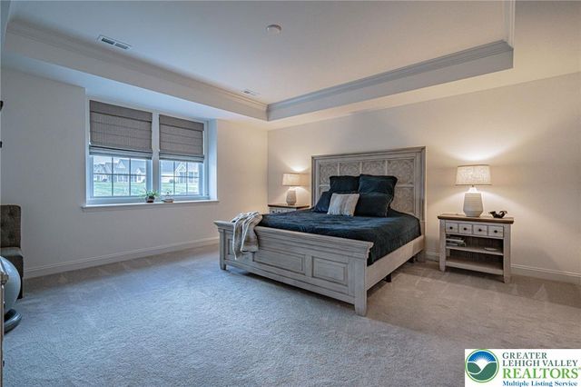 3715 Founders XING, Bethlehem Twp, PA 18045