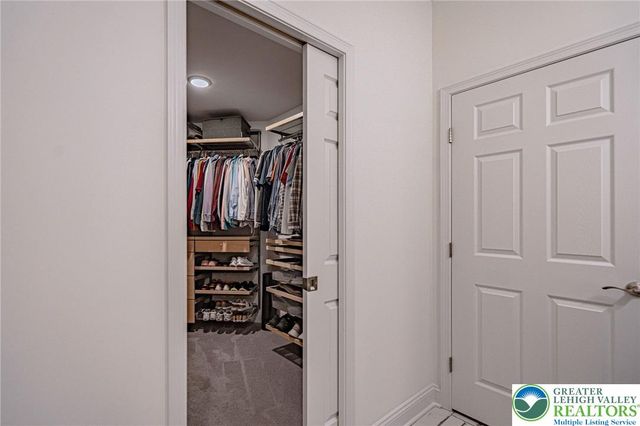 3715 Founders XING, Bethlehem Twp, PA 18045