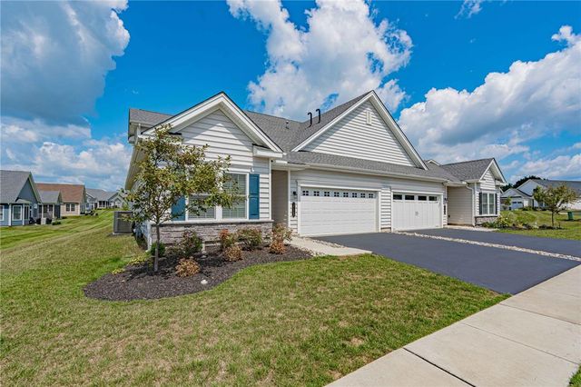 3715 Founders XING, Bethlehem Twp, PA 18045