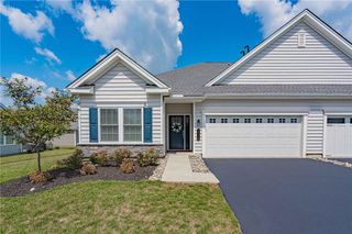 3715 Founders XING, Bethlehem Twp, PA 18045