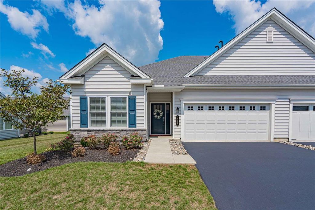 3715 Founders XING, Bethlehem Twp, PA 18045