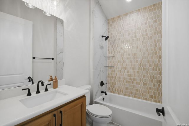 4214 Summit Place, San Antonio, TX 78257