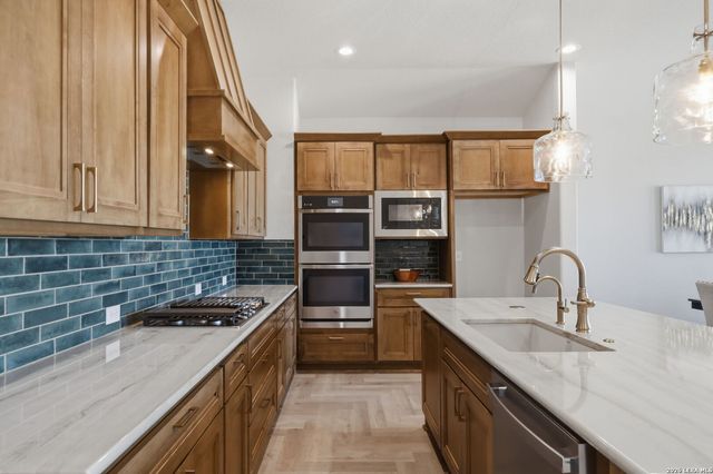 4214 Summit Place, San Antonio, TX 78257