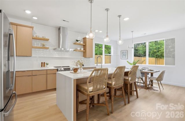 2822 Dogwood Avenue, Charlotte, NC 28206