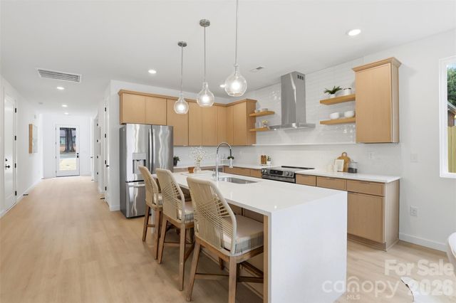 2822 Dogwood Avenue, Charlotte, NC 28206