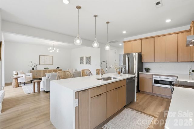 2822 Dogwood Avenue, Charlotte, NC 28206