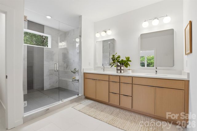 2822 Dogwood Avenue, Charlotte, NC 28206