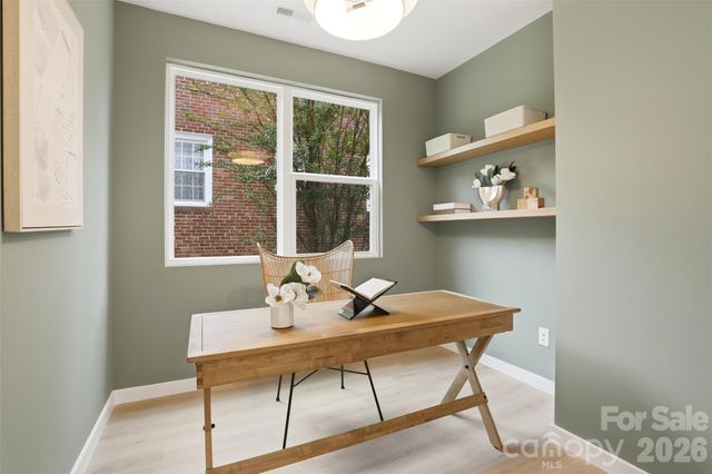2822 Dogwood Avenue, Charlotte, NC 28206