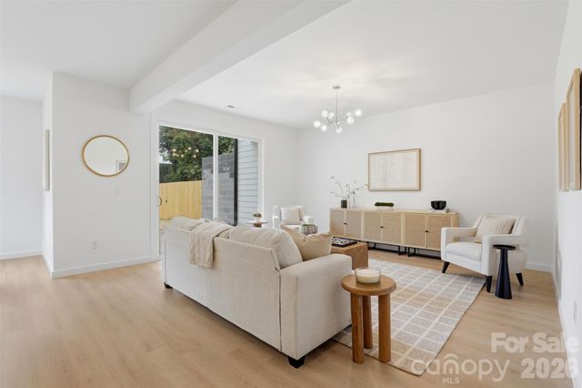 2822 Dogwood Avenue, Charlotte, NC 28206