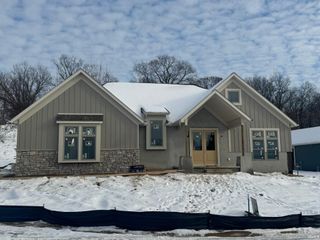 18028 Erin Court, South Bend, IN 46637