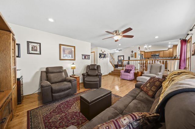334 Glenridge Circle, Howard, OH 43028