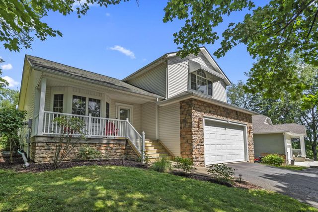 334 Glenridge Circle, Howard, OH 43028