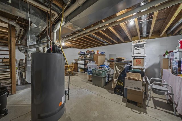 334 Glenridge Circle, Howard, OH 43028