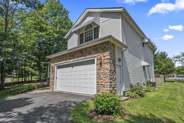 334 Glenridge Circle, Howard, OH 43028