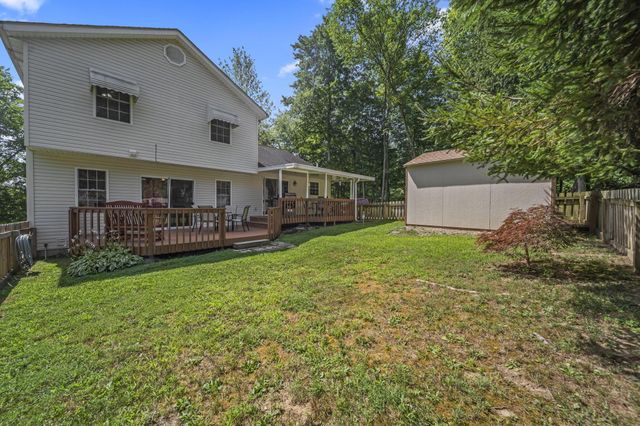 334 Glenridge Circle, Howard, OH 43028