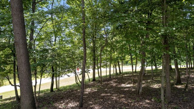 334 Glenridge Circle, Howard, OH 43028