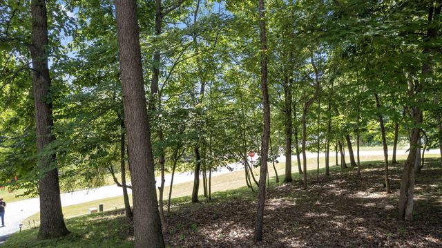 334 Glenridge Circle, Howard, OH 43028