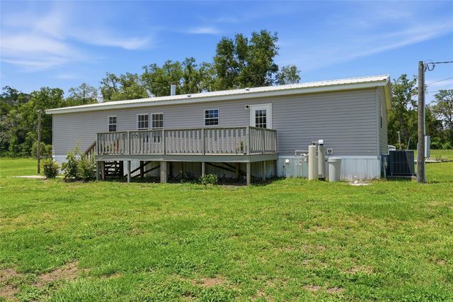 4889 SW 35TH TRAIL, Bell, FL 32619