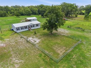 4889 SW 35TH TRAIL, Bell, FL 32619