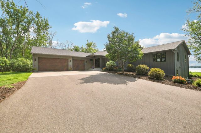 7397 Old Mill Road, Hugo, MN 55038
