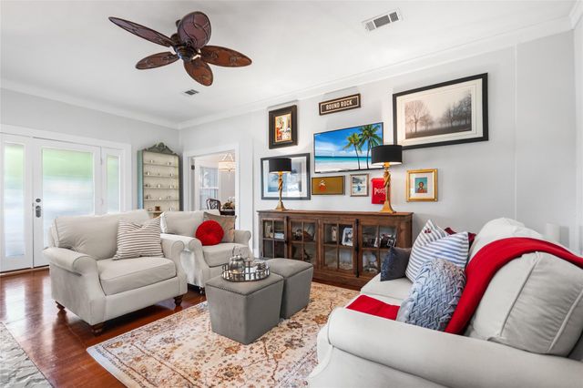 603 E Liberty Ave, Round Rock, TX 78664