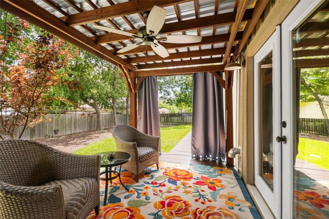 603 E Liberty Ave, Round Rock, TX 78664