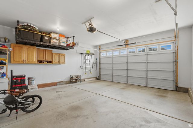 1644 W RED PINE DR, Syracuse, UT 84075
